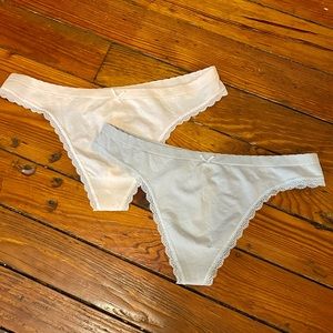 Love by Gap No Show Thong Lace Detail Set of 2 Size XL NWT